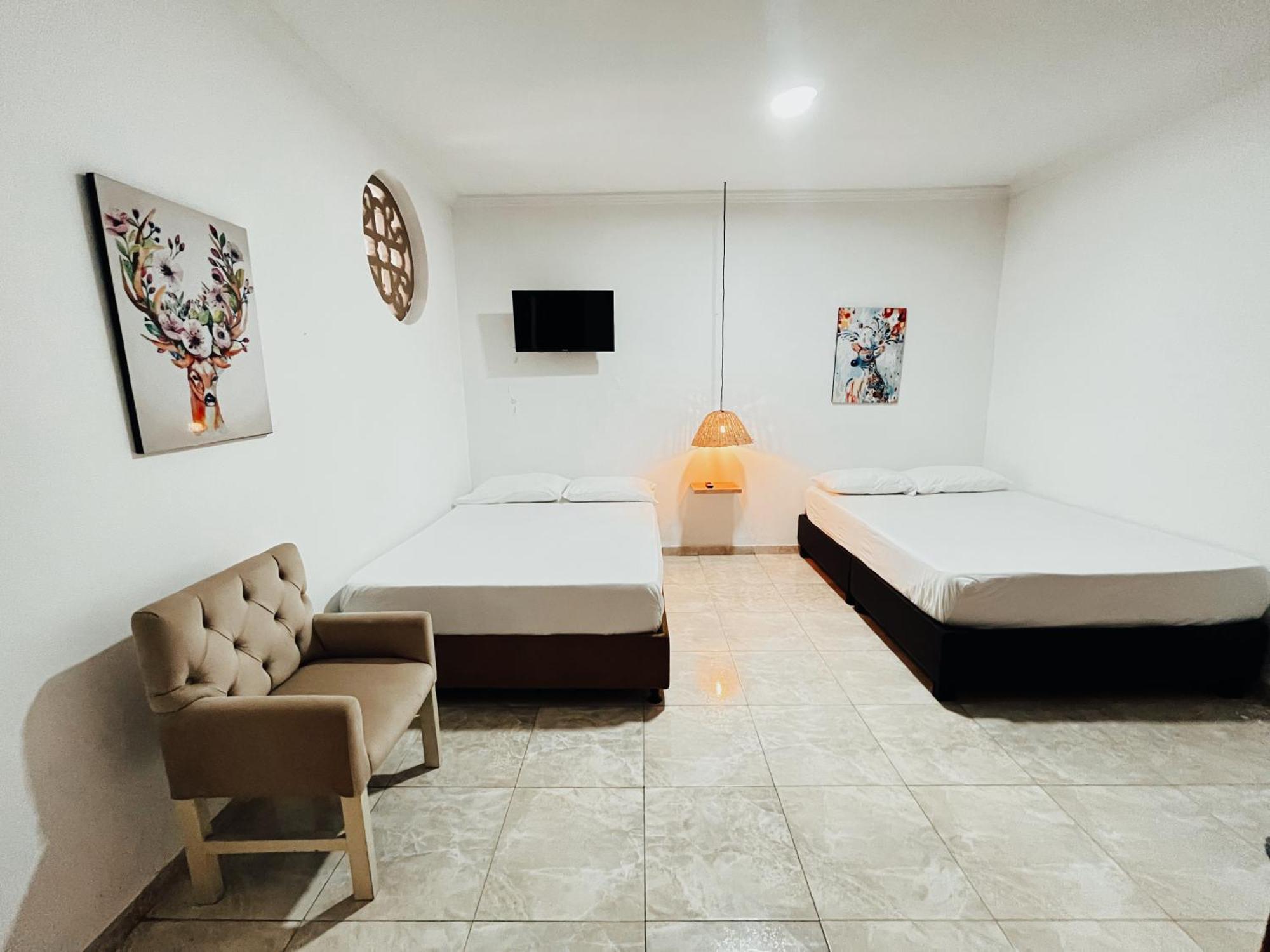 Hostal Maus Cartagena 외부 사진